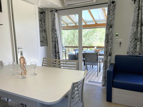 MOBILHOME 10 personnes - Mobil-home Tribu Premium 5 chambres + terrasse 44m² + TV + LV + clim + plancha + 2 SDB 10 pers