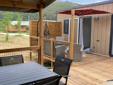 MOBILHOME 10 personnes - Mobil-home Tribu Premium 5 chambres + terrasse 44m² + TV + LV + clim + plancha + 2 SDB 10 pers