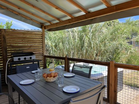 MOBILHOME 10 personnes - Mobil-home Tribu Premium 5 chambres + terrasse 44m² + TV + LV + clim + plancha + 2 SDB 10 pers