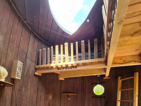 HÉBERGEMENT INSOLITE 4 personnes - Foudreaterre 1 chambre (Petit déjeuner, lit/ménage fait, panier apéro) + SPA 2/4 pers