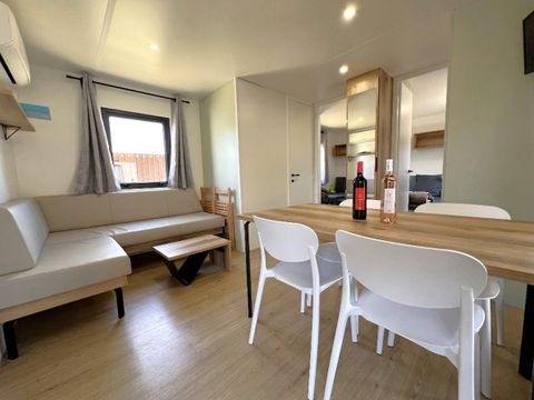 MOBILHOME 6 personnes - Homeflower Premium 35 m² 3 chambres + terrasse 21m² + TV + LV + Clim + Plancha 6 pers