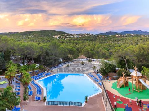 Tour Opérateur sur camping Holiday Green - Camping Var