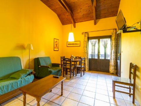 APPARTEMENT 4 personnes - Tena