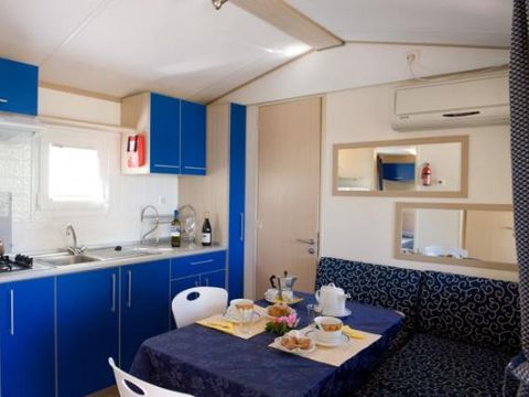 Mobilhome 5 personnes - SUPERIEUR PLUS