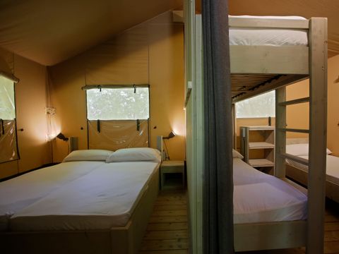 Tente en toile et en bois 5 personnes - Glamping Haritza