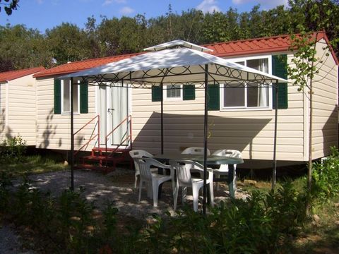 MOBILHOME 4 personnes - SPECIAL