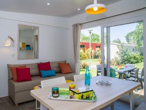 MOBILHOME 6 personnes - Premium - 3 chambres - TV - CLIM - PLANCHA
