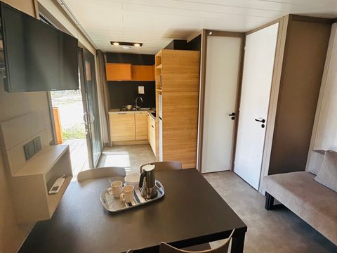 CHALET 4 personnes - Premium 32m² - 2 chambres  (CLIM + TV + Plancha)