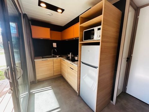 CHALET 4 personnes - Premium 32m² - 2 chambres  (CLIM + TV + Plancha)