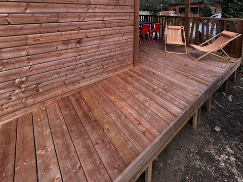 CHALET 4 personnes - Chalet PMR Premium 35m² - 2 chambres  (CLIM + TV + Plancha) ***NOUVEAUTE 2025 !!!