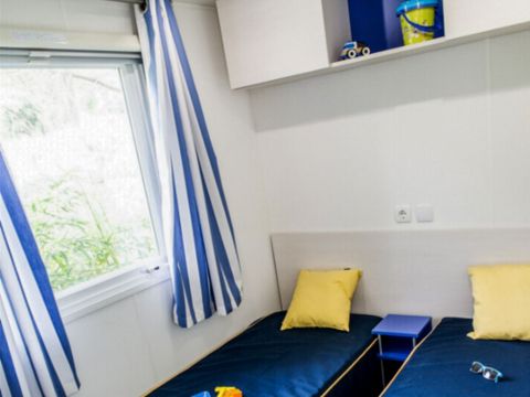 MOBILHOME 5 personnes - Home 2 chambres confort Clim 4/5 pers Merc