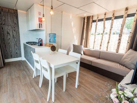 VILLA 4 personnes - Eco Luxury 2 chambres avec terrasse et vue mer