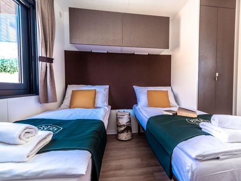 VILLA 4 personnes - Eco Luxury 2 chambres avec terrasse et vue mer