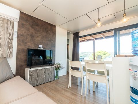 VILLA 4 personnes - Eco Luxury 2 chambres avec terrasse et vue mer