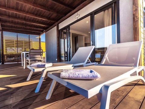 VILLA 2 personnes - Luxury couple avec terrasse et vue mer (pas de cuisine)