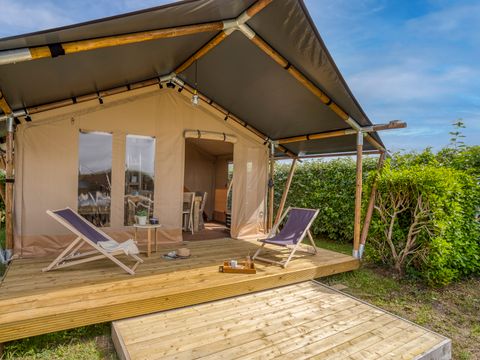 Tente en toile et en bois 5 personnes - Lodge (sans sanitaires)