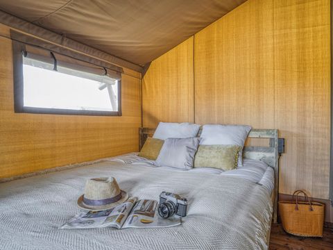 Tente en toile et en bois 5 personnes - Lodge (sans sanitaires)