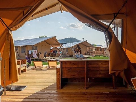 TENTE TOILE ET BOIS 7 personnes - Sun Lodge Taiga et Kambi