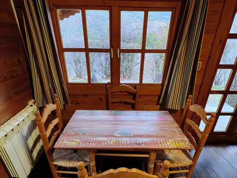 CHALET 2 personnes - Cabane en bois VELETA avec cuisine