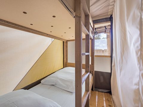 Tente en toile et en bois 6 personnes - Aminess Maravea - Tente Safari + sanitaires (6P)
