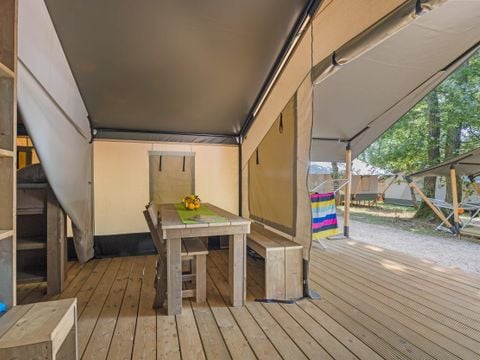 TENTE TOILE ET BOIS 5 personnes - Aminess Maravea - Tente Safari Confort + climatisation