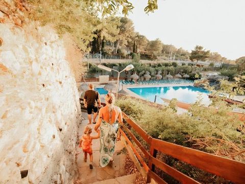 Camping Caledonia - Camping Tarragone - Image N°7