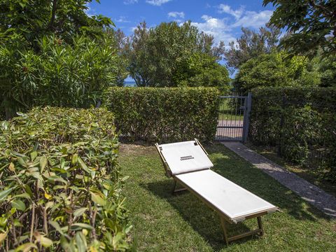 BUNGALOW 4 personnes - avec jardinet clos