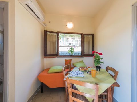 BUNGALOW 2 personnes - Bungalow 2 personnes