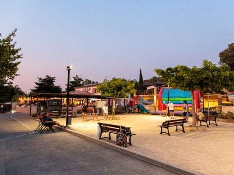Camping La Pinède - Camping Alpes-de-Haute-Provence - Image N°17