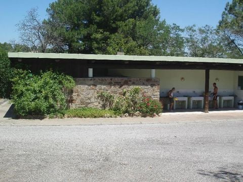 Camping Sites et Paysages - La Pinède - Camping Aude