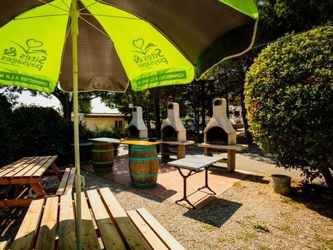 Camping Sites et Paysages - La Pinède - Camping Aude