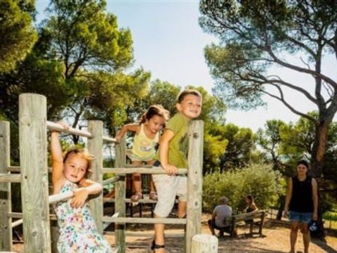 Camping Sites et Paysages - La Pinède - Camping Aude