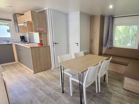 Mobilhome 4 personnes - Confort - 2 chambres - TV