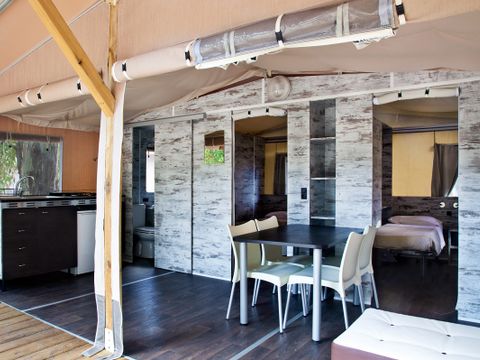 Tente en toile et en bois 5 personnes - Lodge Tent