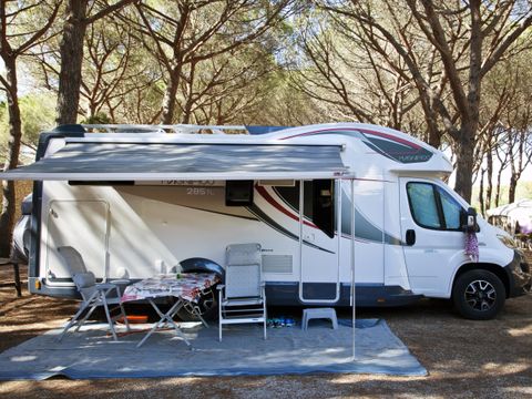 Emplacement - Emplacement COMFORT pour Caravane, Camping Car