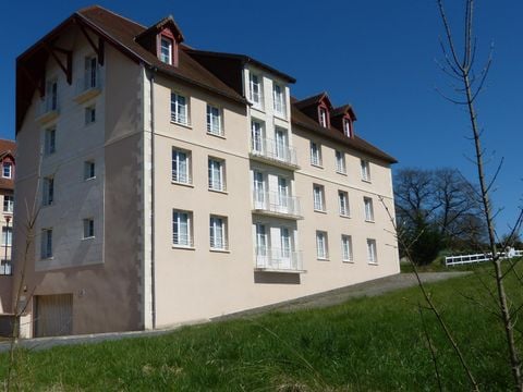 Appart'hôtel Roche-Posay - Camping Vienne - Image N°4
