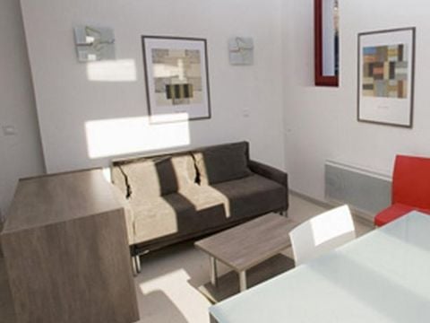 STUDIO 2 personnes