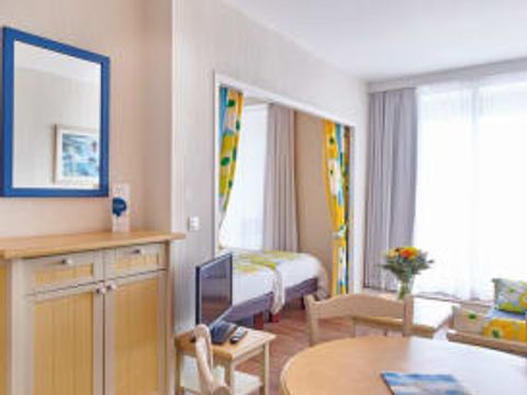 STUDIO 2 personnes - Studio 2 Personnes Supérieur 