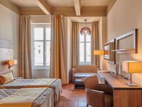 APPARTEMENT 4 personnes - 2 pièces - Côté Mer et Jardin