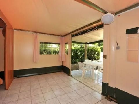 TENTE 4 personnes - Toilé meublé 20m² - 2 chambres - sans sanitaires