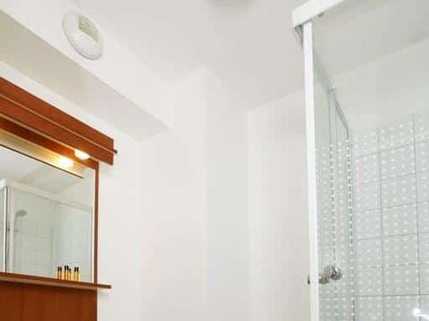 STUDIO 2 personnes - Lit Double