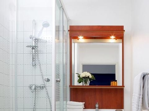 STUDIO 2 personnes - Supérieur avec balcon