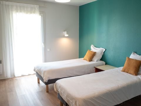 STUDIO 2 personnes - Lits simples avec balcon