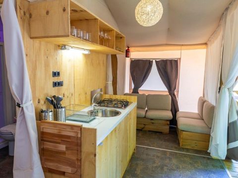 Tente en toile et en bois 5 personnes - LODGE TENT