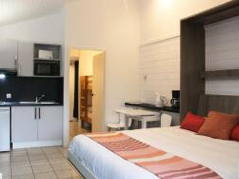 STUDIO 4 personnes - Cabine