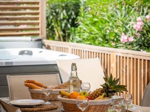 MOBILHOME 6 personnes - TAOS LUXE Jacuzzi 3 CH 6 Pers