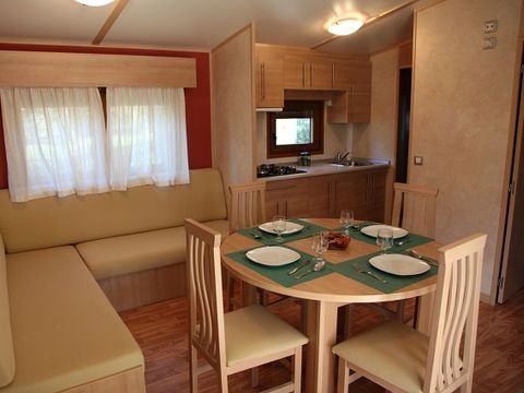 MOBILHOME 8 personnes - 6+2 personnes