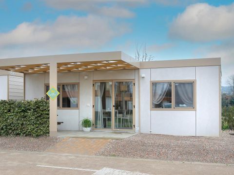 MOBILHOME 5 personnes - hu Stay Premium	Chalet Superior