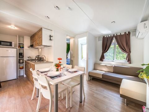 MOBILHOME 5 personnes - hu Stay Smart	Bungalow Superior