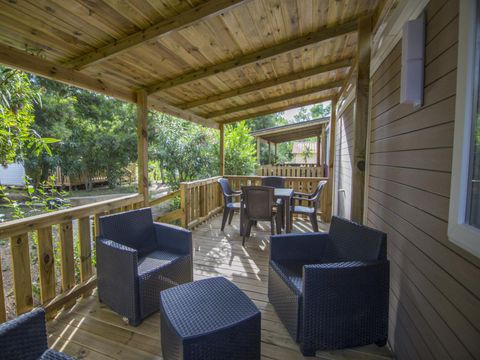 MOBILHOME 4 personnes - SUPÉRIEUR zone centrale